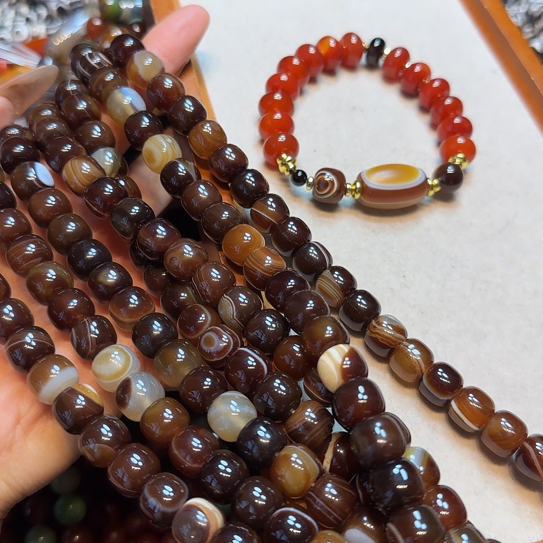玛瑙/玉髓未镶嵌珠宝半成品11mm美拉德老行一条