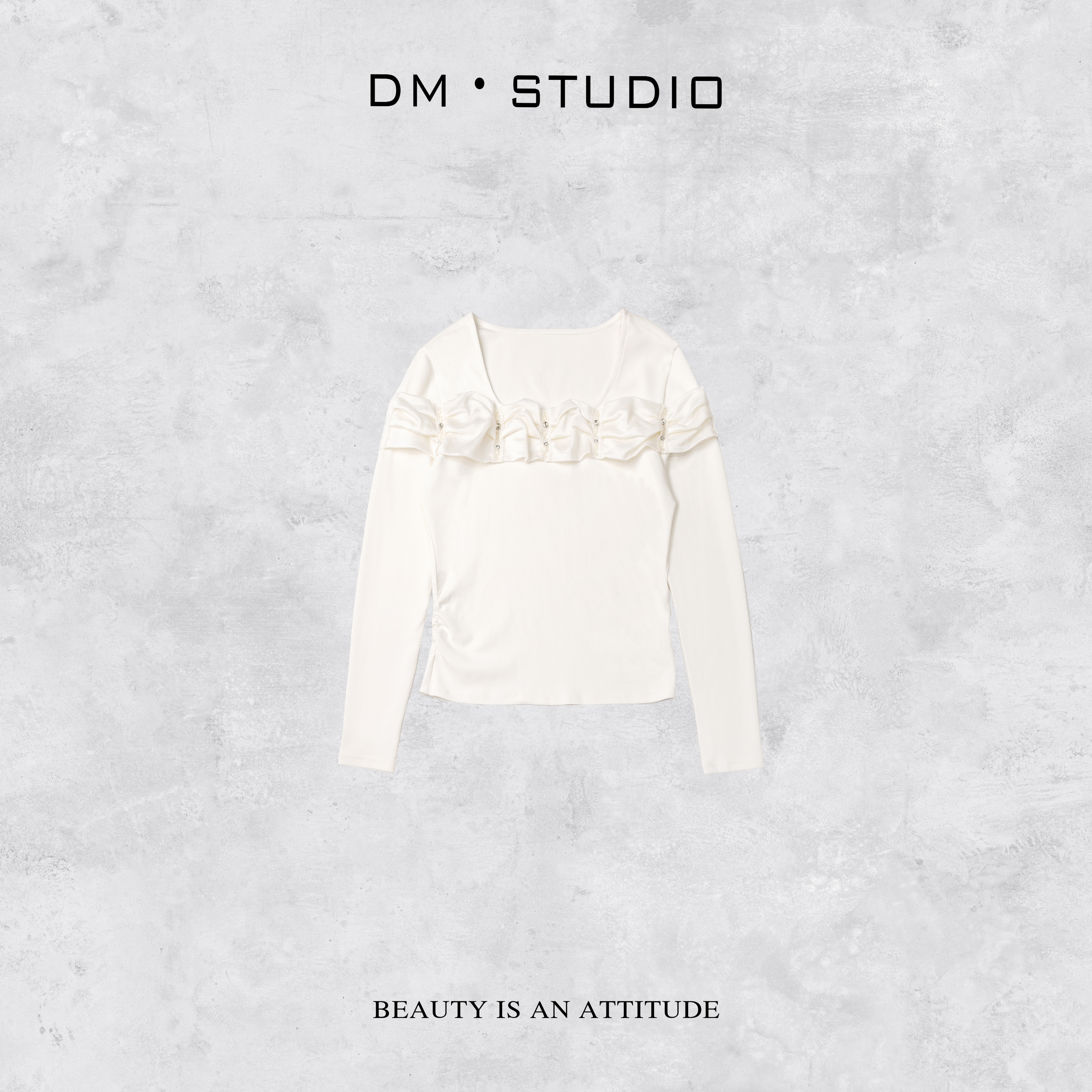 DEDM-DM•STUDIO/百搭显瘦修身高级感精致长袖方领上衣T恤（25T051）