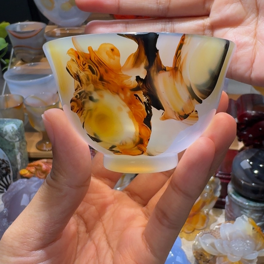 玛瑙/玉髓玛瑙茶杯未镶嵌机*兔