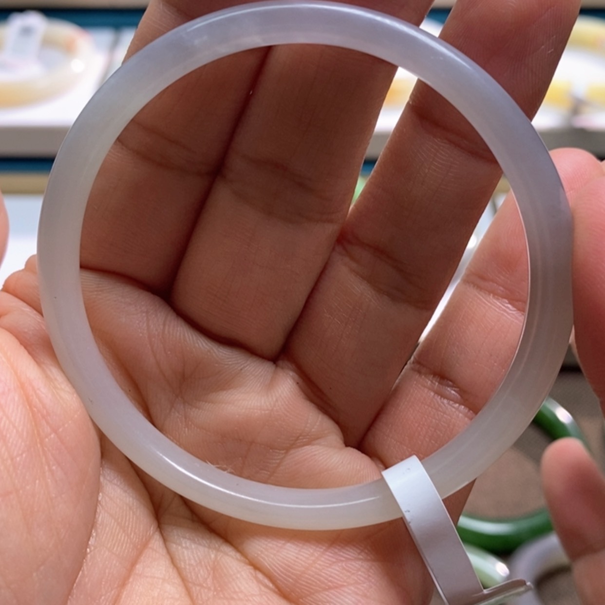 【闪购商品】和田玉手镯未镶嵌