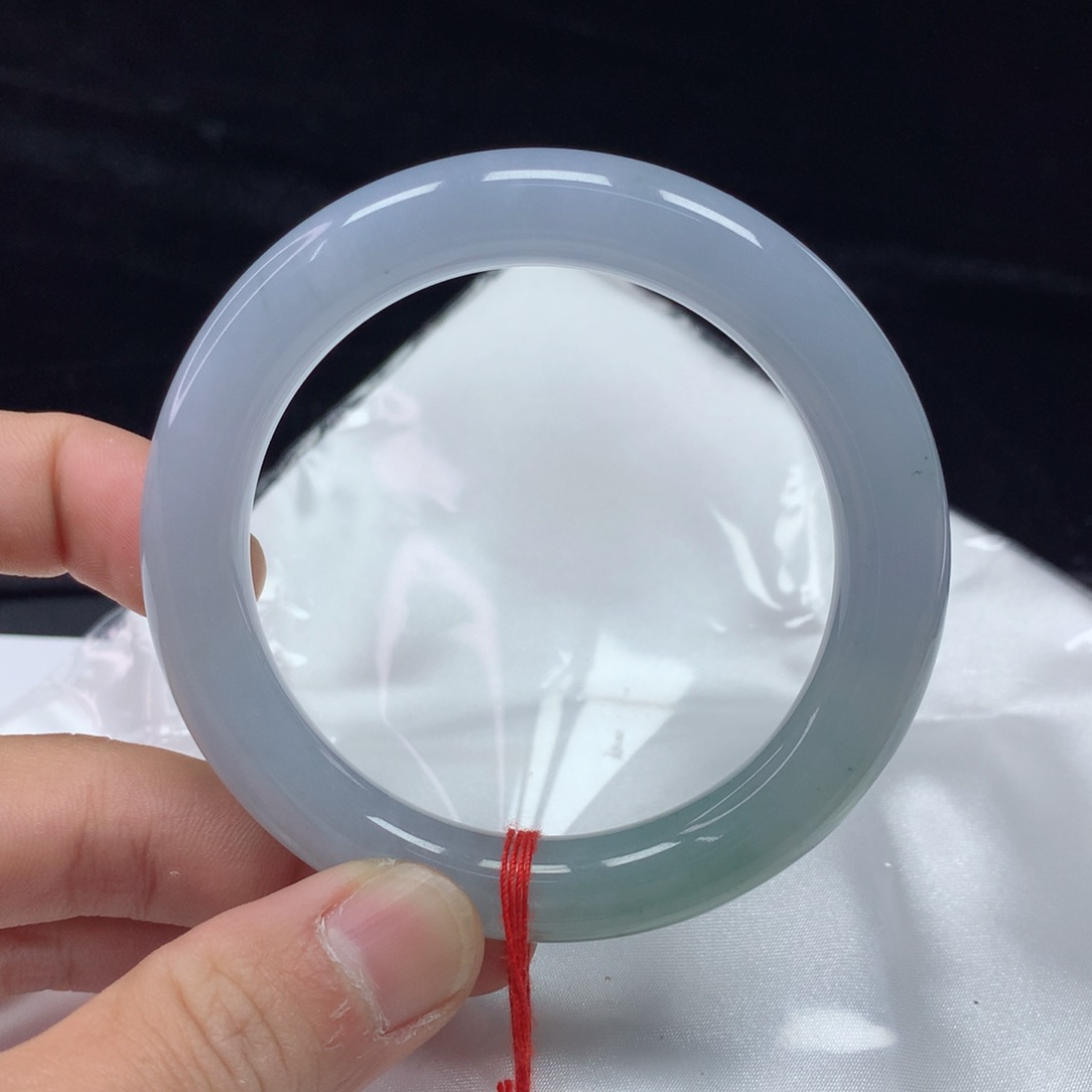 翡翠手镯（圆镯）未镶嵌54.2