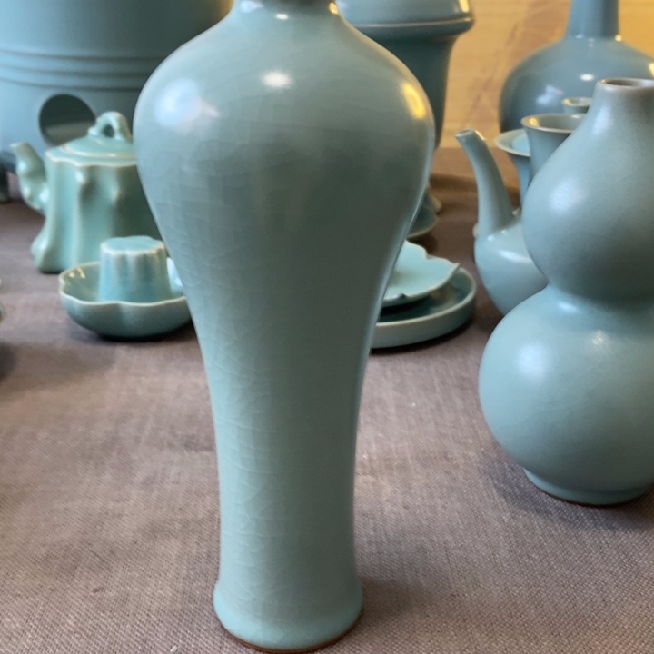 瓷片梅瓶一一一一一一一