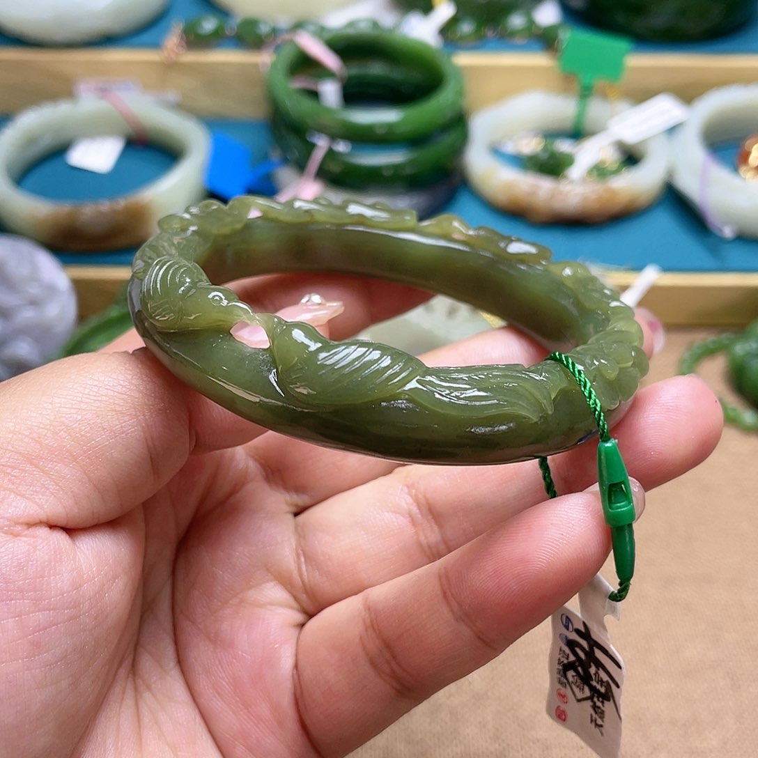 【闪购商品】和田玉手镯5960圈口91未镶嵌