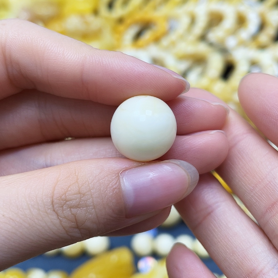 未镶嵌蜜蜡裸石圆珠15.4mm