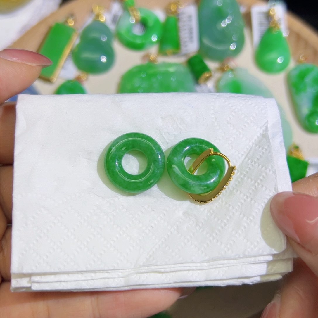 翡翠耳饰银S925镶嵌翡翠