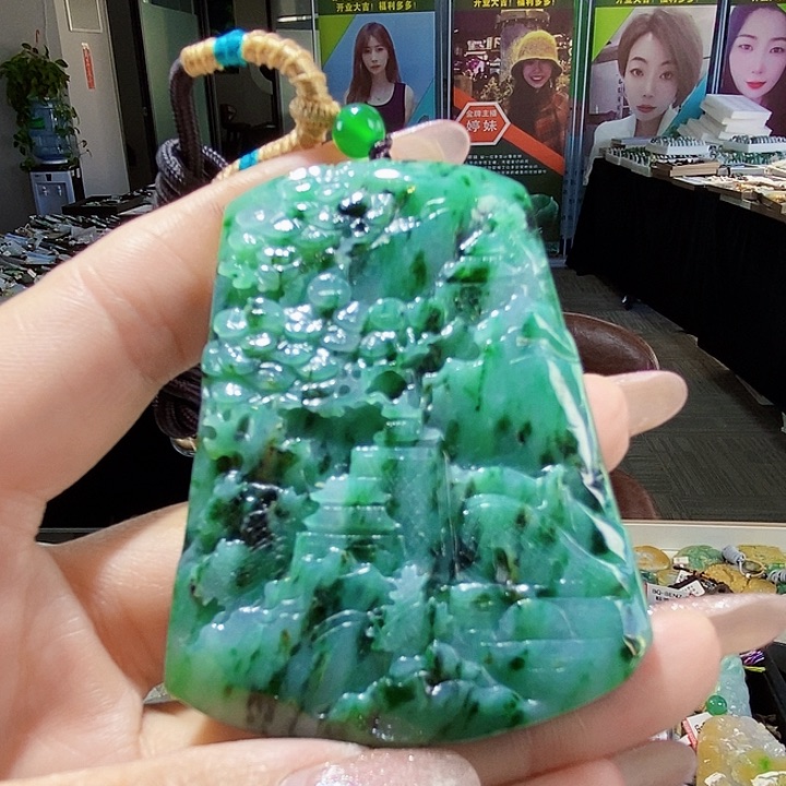 颈饰未镶嵌翡翠翡翠