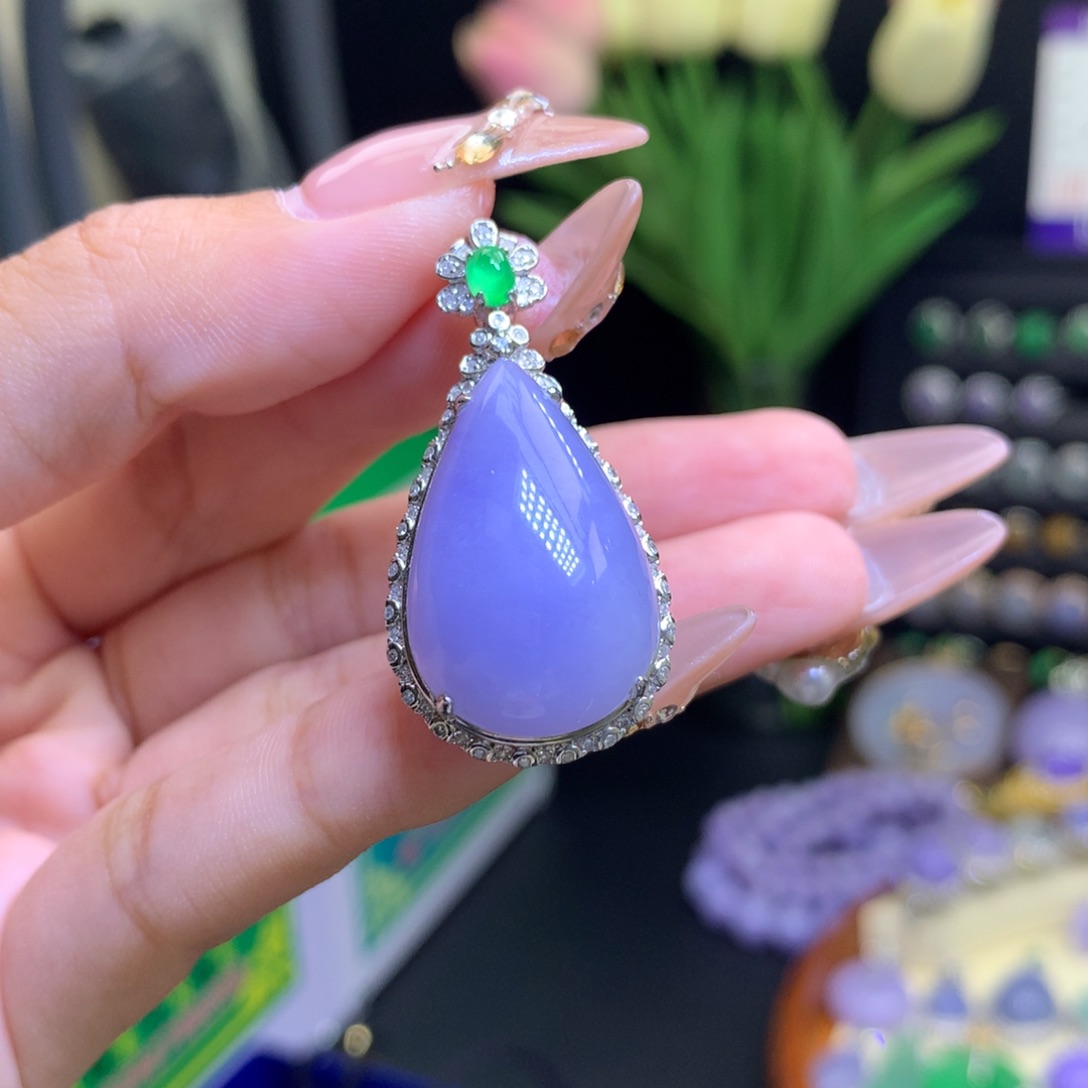 翡翠颈饰18K金镶嵌天然