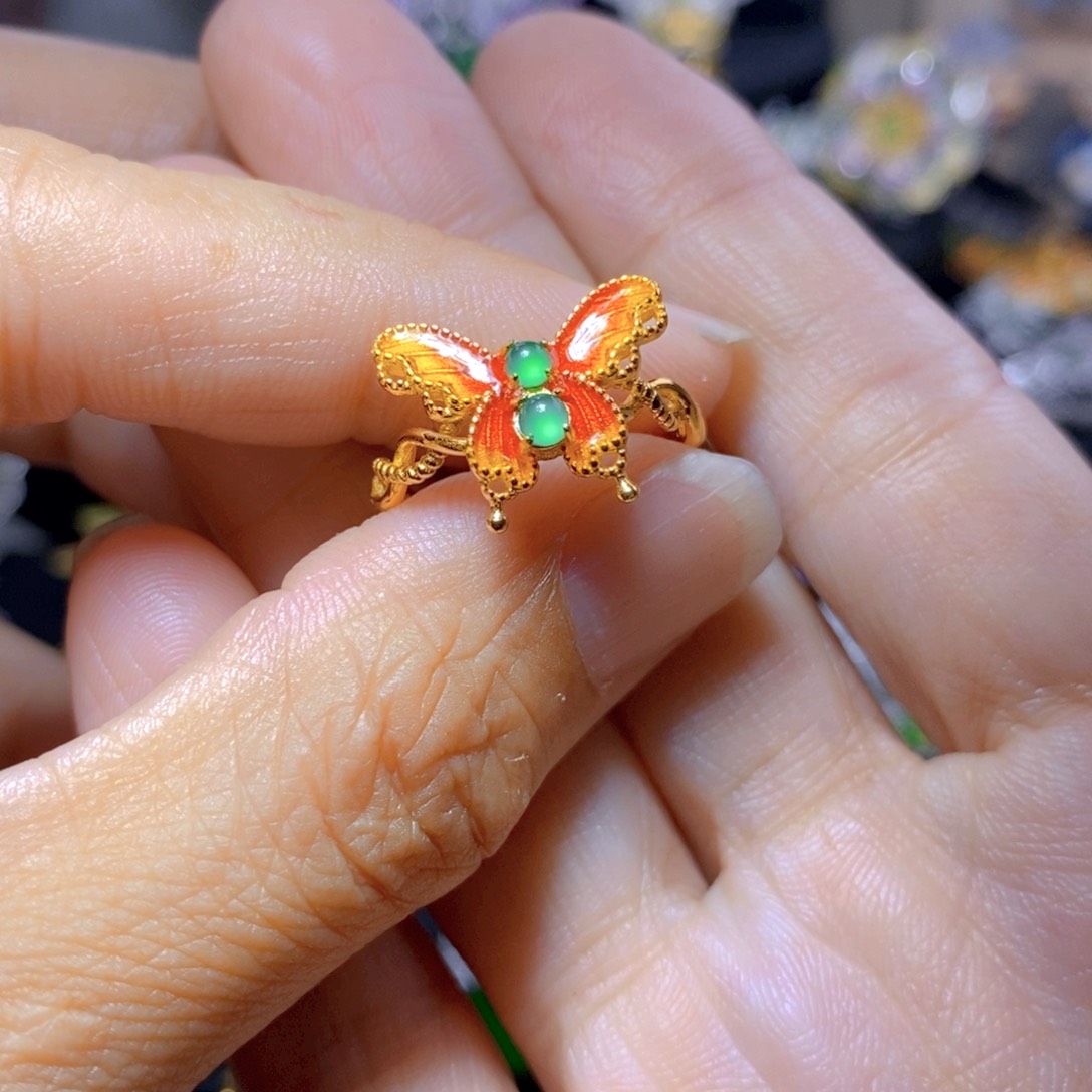 翡翠银S925镶嵌耳钉天然翡翠