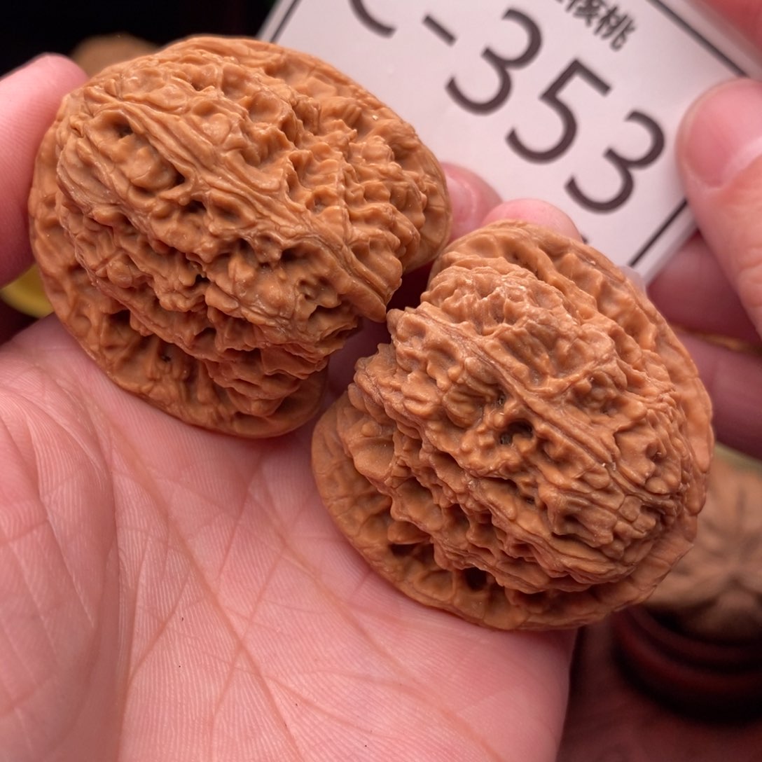 文玩核桃把件南疆40