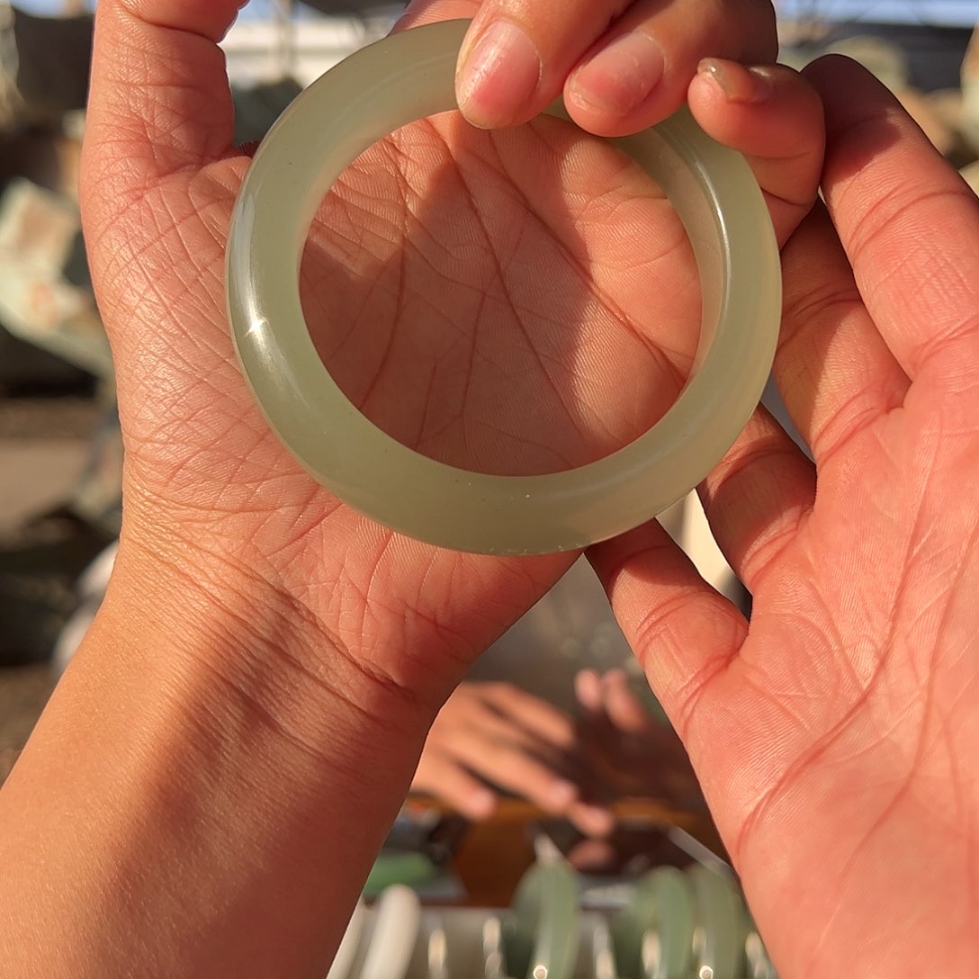 绿东陵冰晴水手镯 