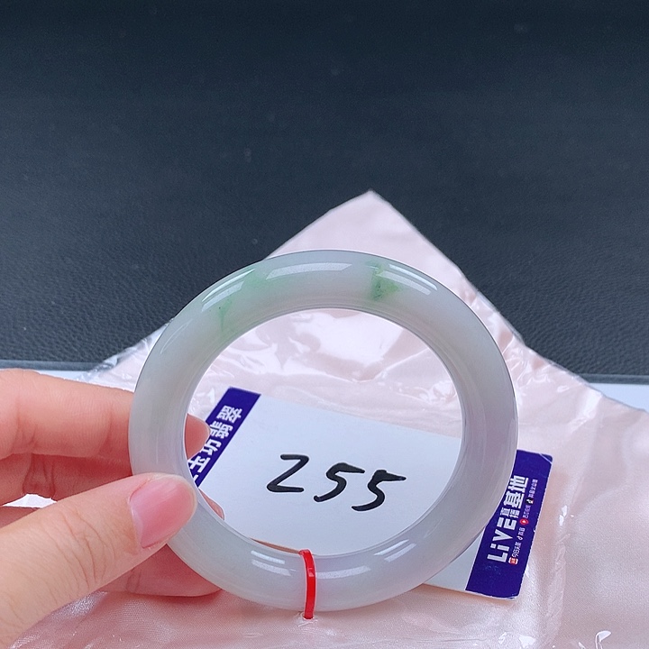 翡翠手镯未镶嵌手镯001443