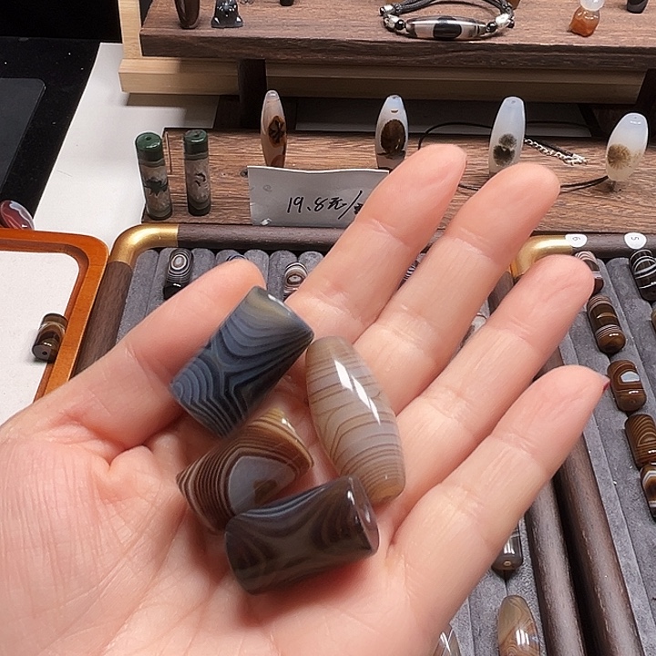 玛瑙/玉髓未镶嵌颈饰