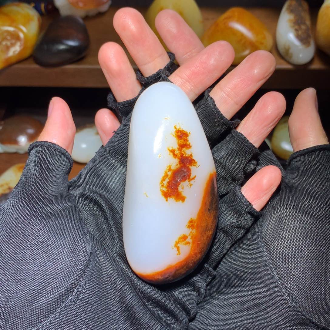 杰***王和田玉未镶嵌颈饰