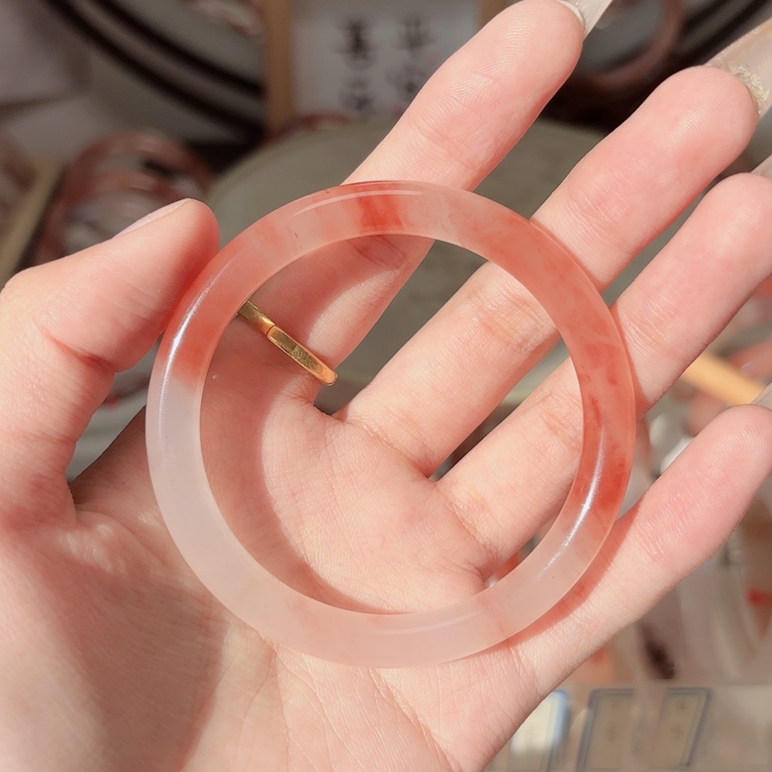 石英质玉手镯未镶嵌T****r