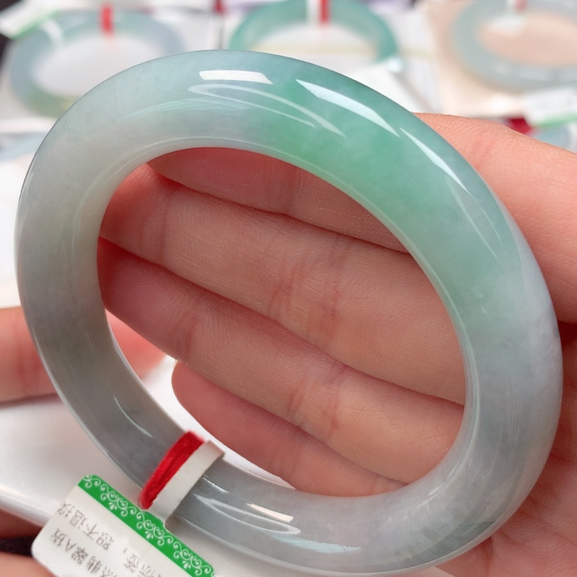 【闪购商品】翡翠手镯未镶嵌天然翡翠手镯