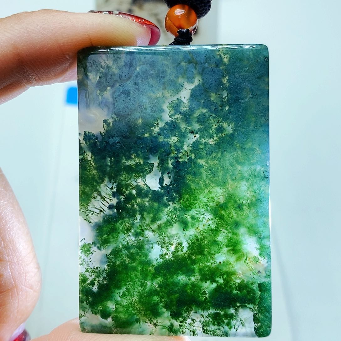 玛瑙/玉髓颈饰未镶嵌明*?