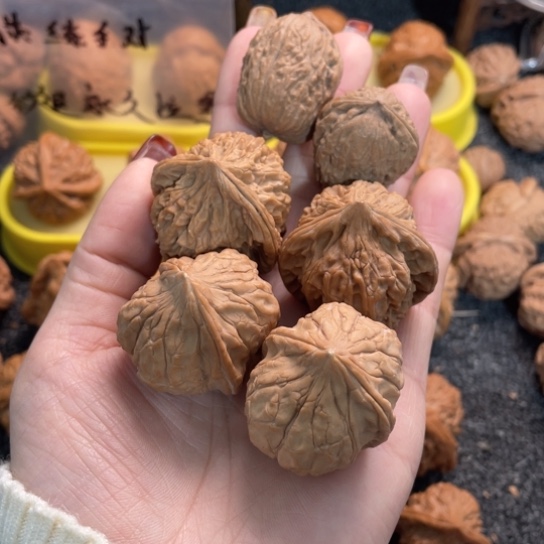 文玩核桃吊坠12组合