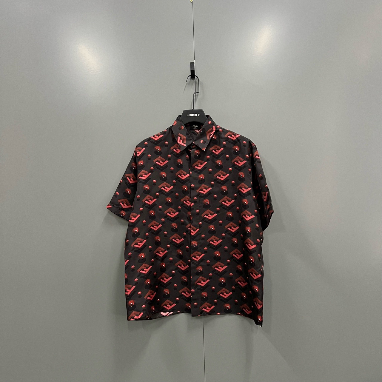 （bb）120 芬迪 老花钻石满印短袖衬衫 40码/全新/002241