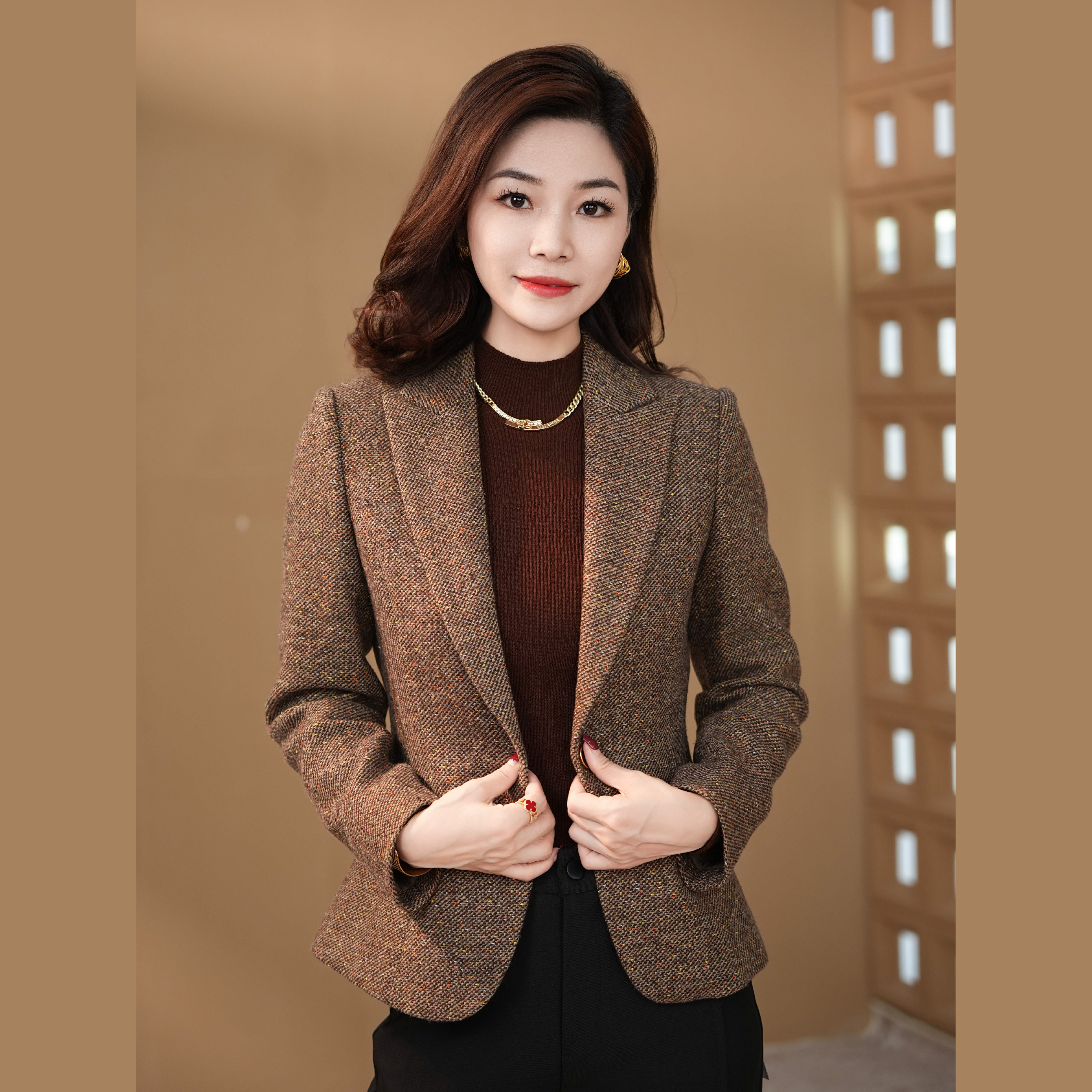 LX【+胸针】知性优雅温暖咖色毛呢西装外套.2499L.MF茗