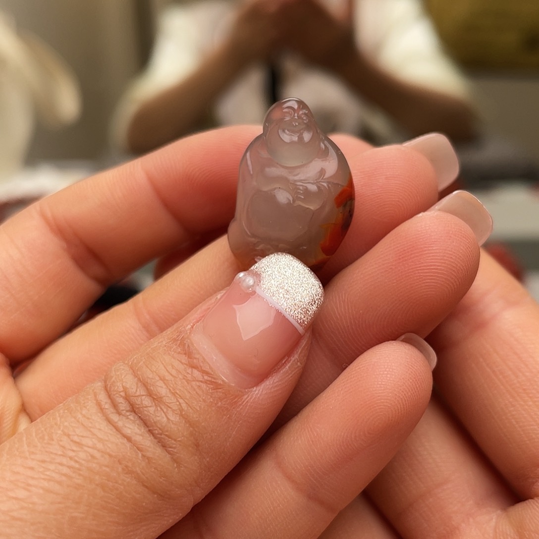 南红玛瑙吊坠未镶嵌