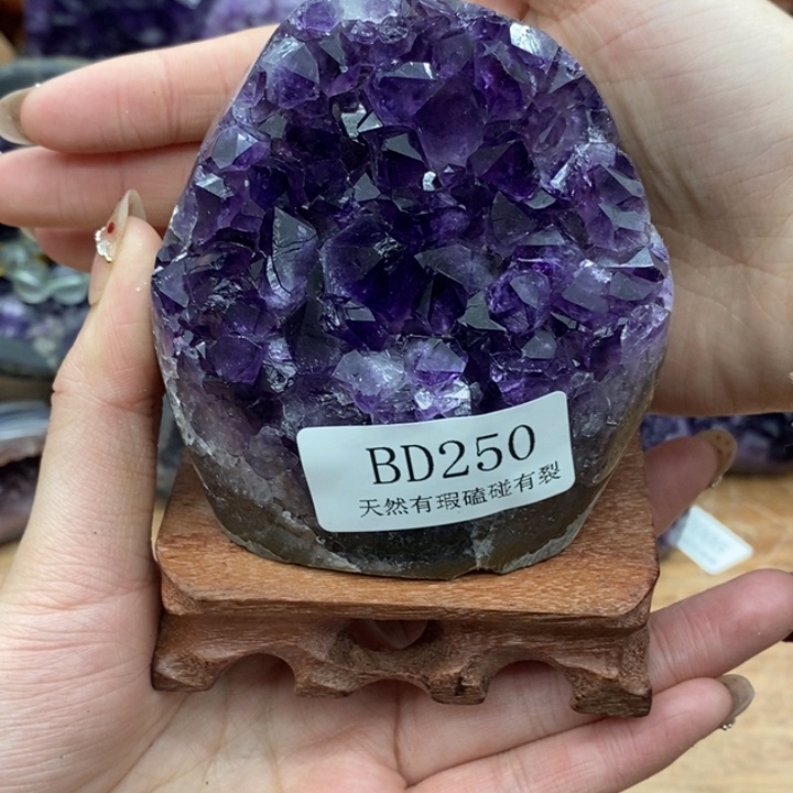 大型摆件（非配饰）未镶嵌紫晶