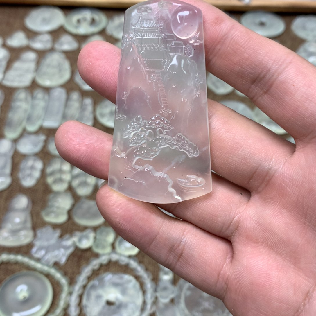 蛇纹石玉颈饰未镶嵌高****生