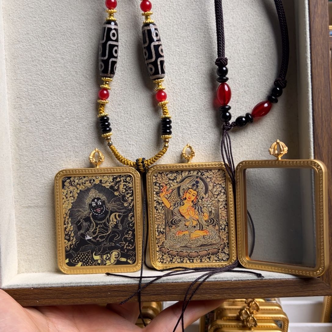 y***o吊坠双面定制 黑老爷 文殊