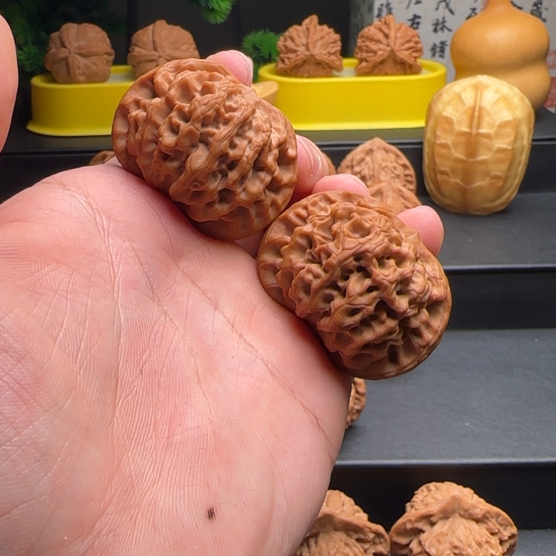 厚***人文玩核桃吊坠秦闷