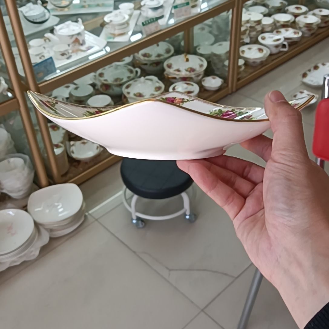 沙*红9英寸四角盘6个