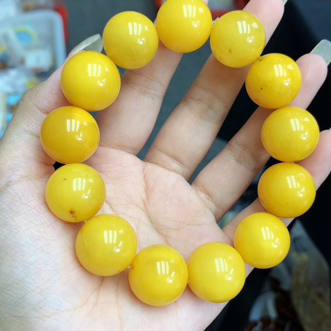 未镶嵌琥珀珠宝奇石