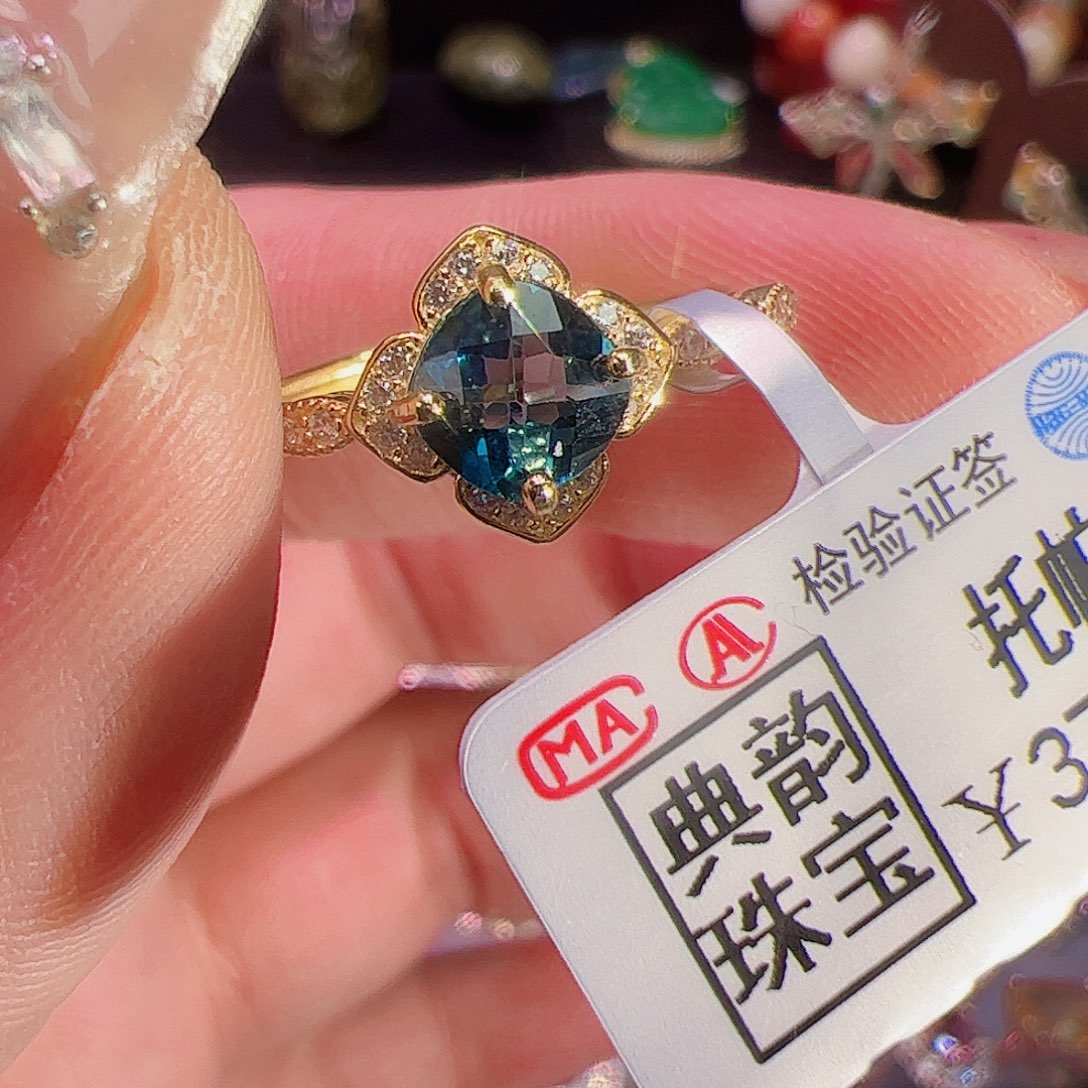 托帕石戒指银S925镶嵌