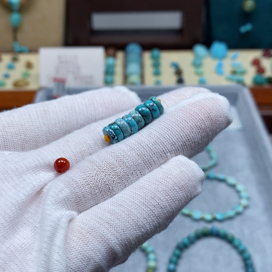 未镶嵌配饰南红玛瑙