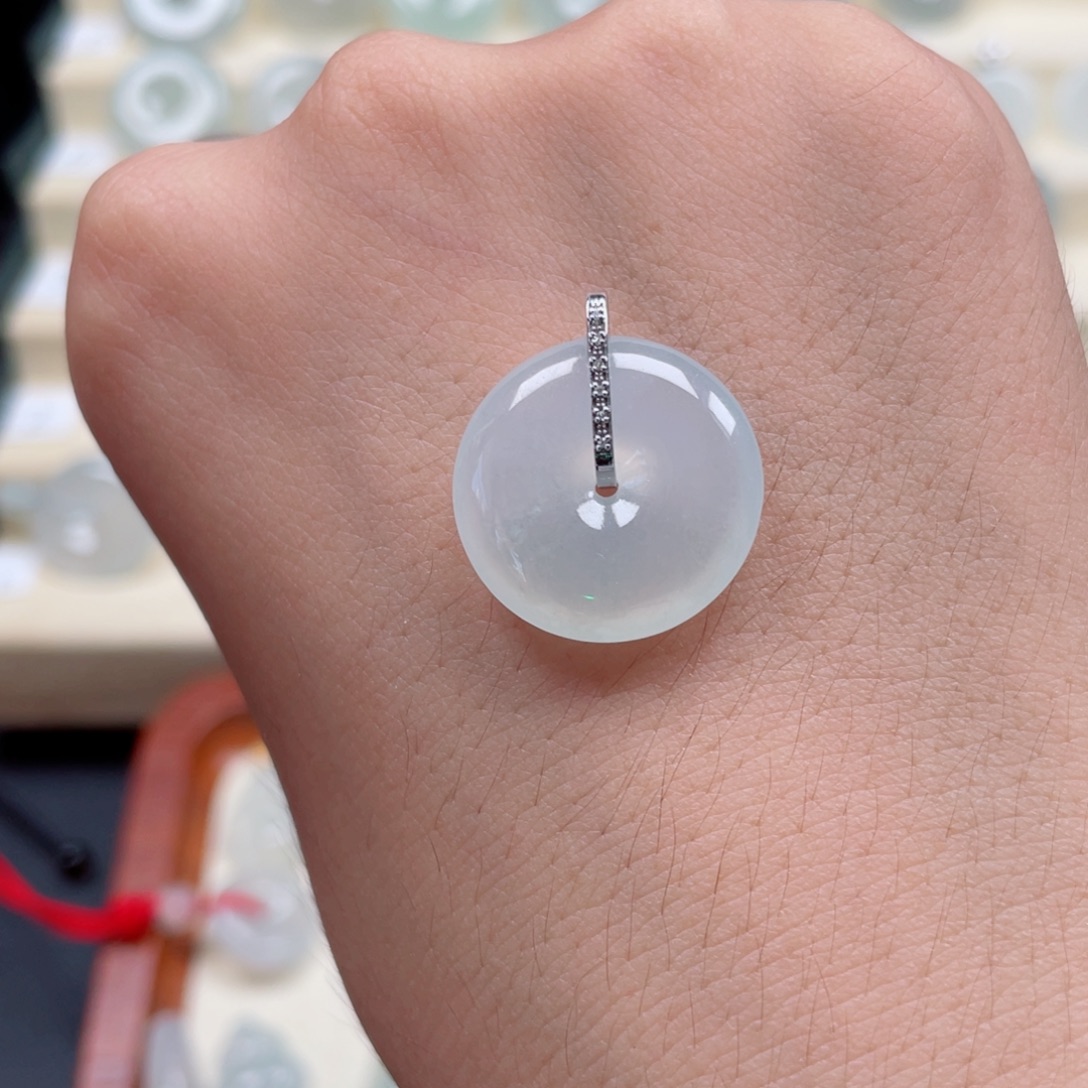 翡翠18K金镶嵌颈饰5774578