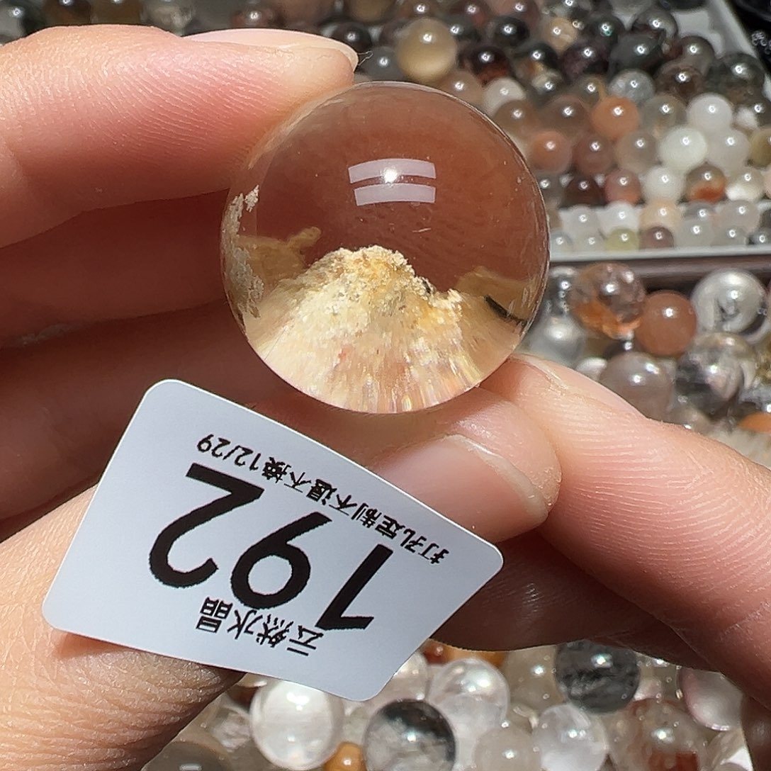 未镶嵌水晶珠宝半成品