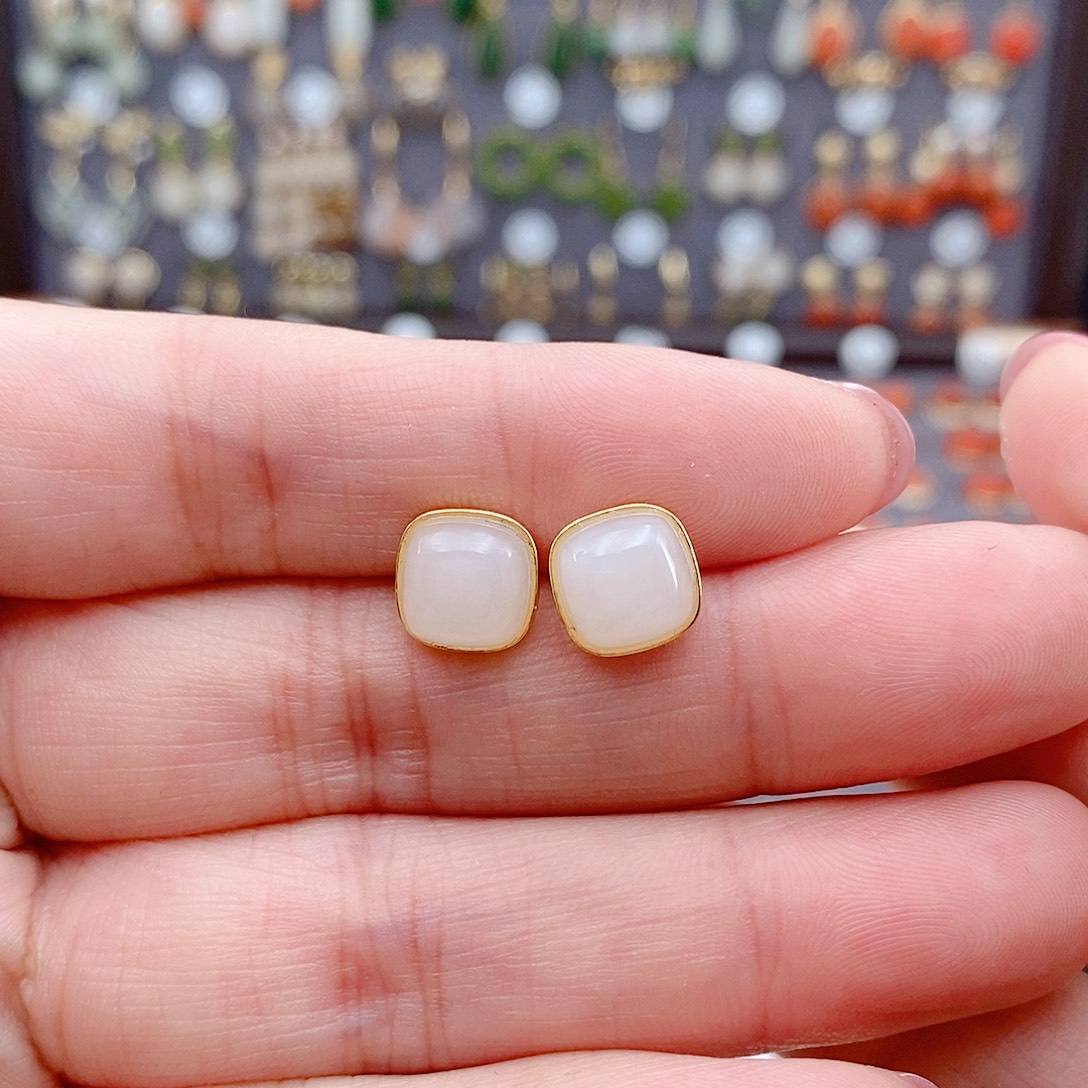 和田玉银S925镶嵌耳饰