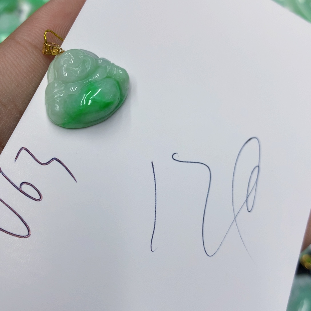 翡翠颈饰18K金镶嵌翡翠