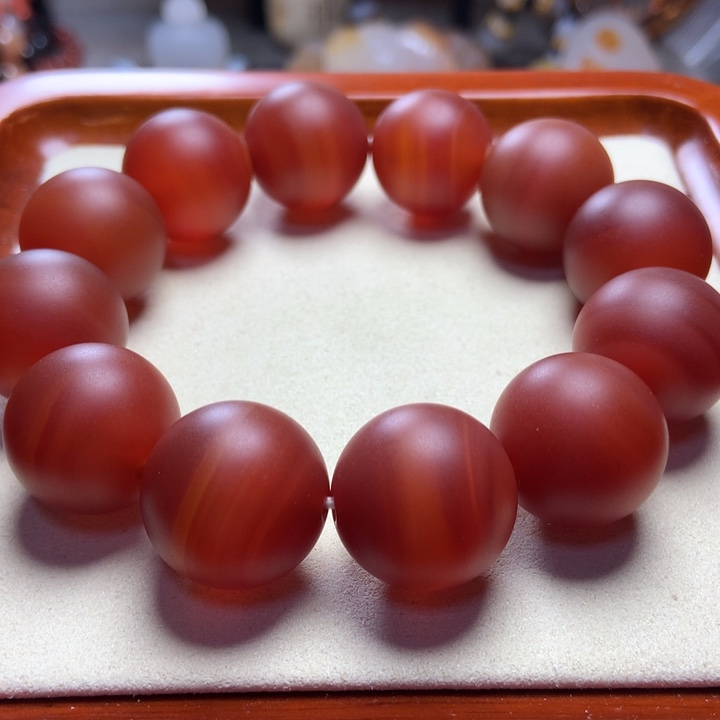玛瑙/玉髓手串未镶嵌酒红磨砂