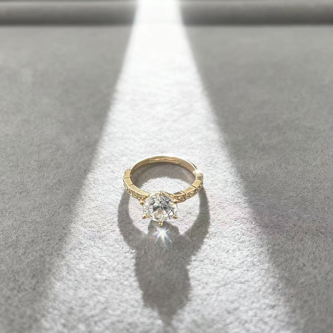 【世纪珠宝】-钻石戒指-1030