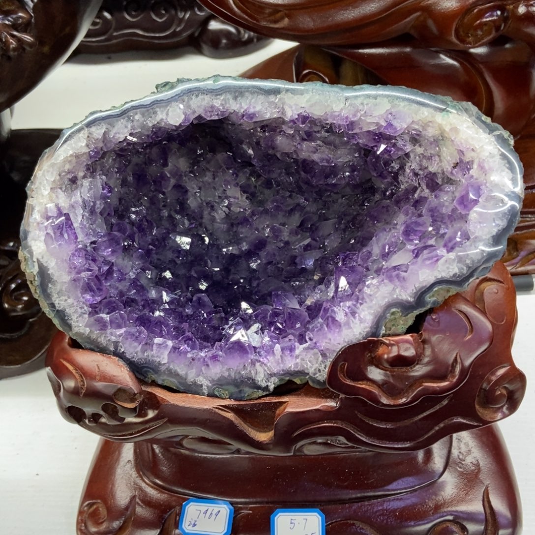紫晶大型摆件（非配饰）未镶嵌清