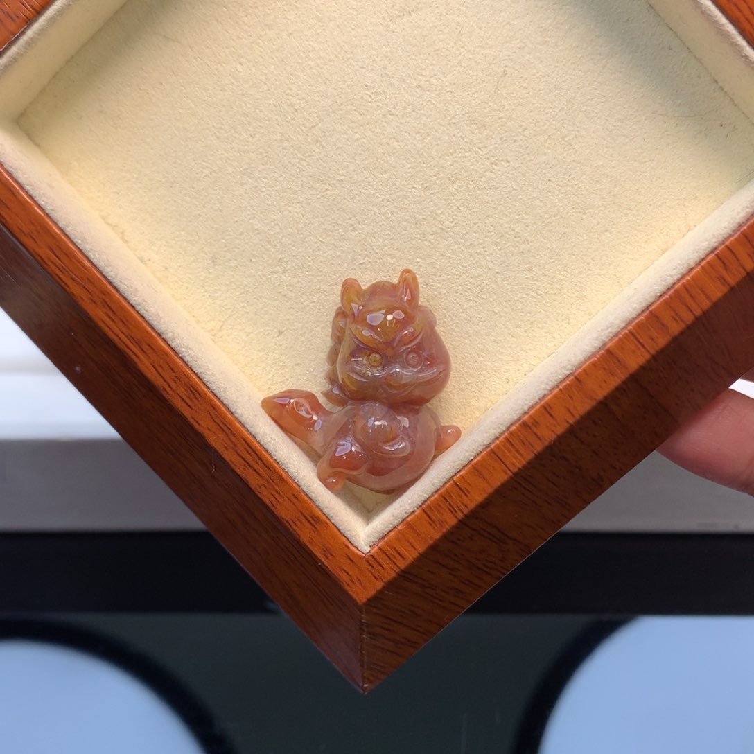 硅化珊瑚（珊瑚玉）颈饰未镶嵌小龙原230