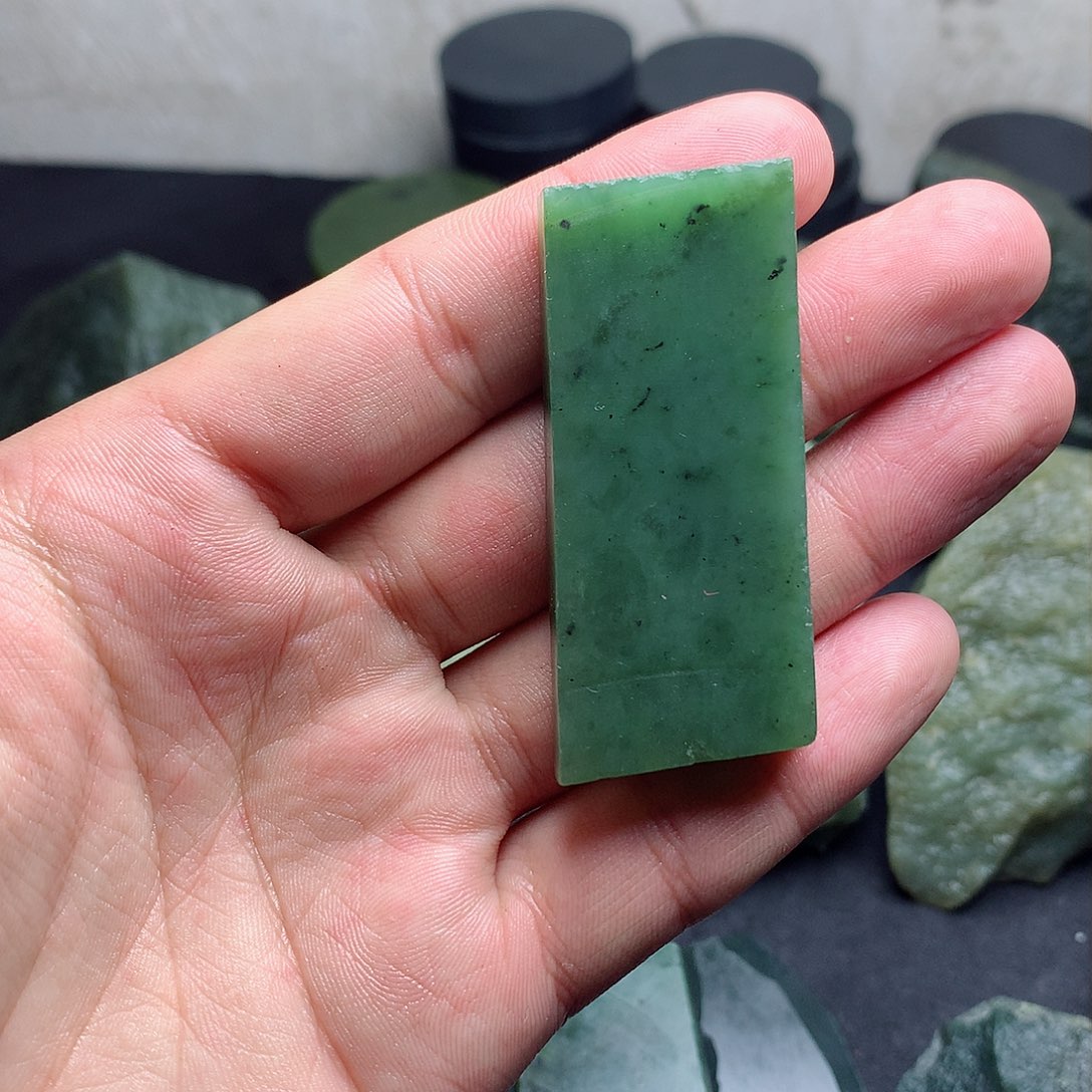 和田玉（糖玉）珠宝半成品足铂镶嵌漫****k