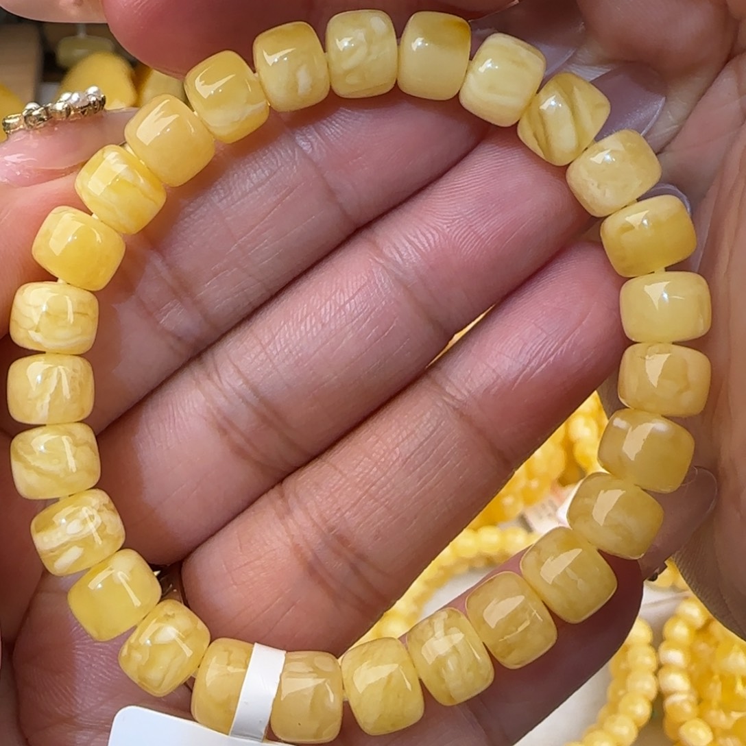 蜜蜡未镶嵌手链妖白花老型手串