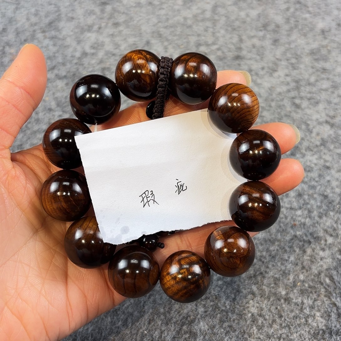 周***点崖柏太行崖柏五灵脂水波