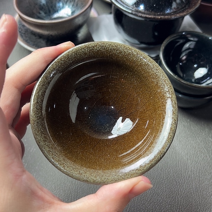 茶盏这个时候才开始准备