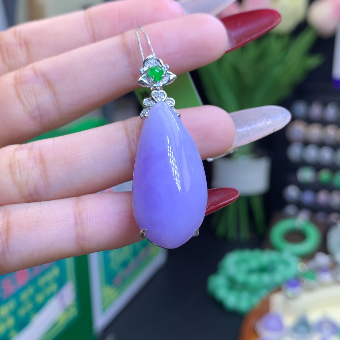 翡翠颈饰18K金镶嵌天然