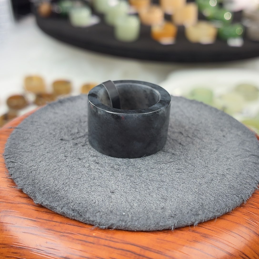 和田玉未镶嵌戒指b23青花直切17.8