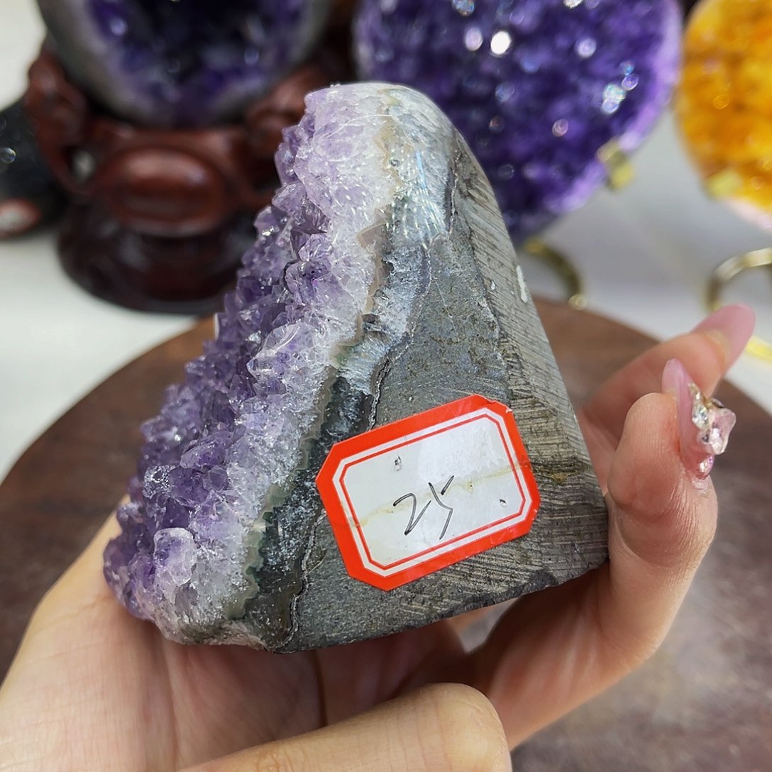 水晶大型摆件未镶嵌