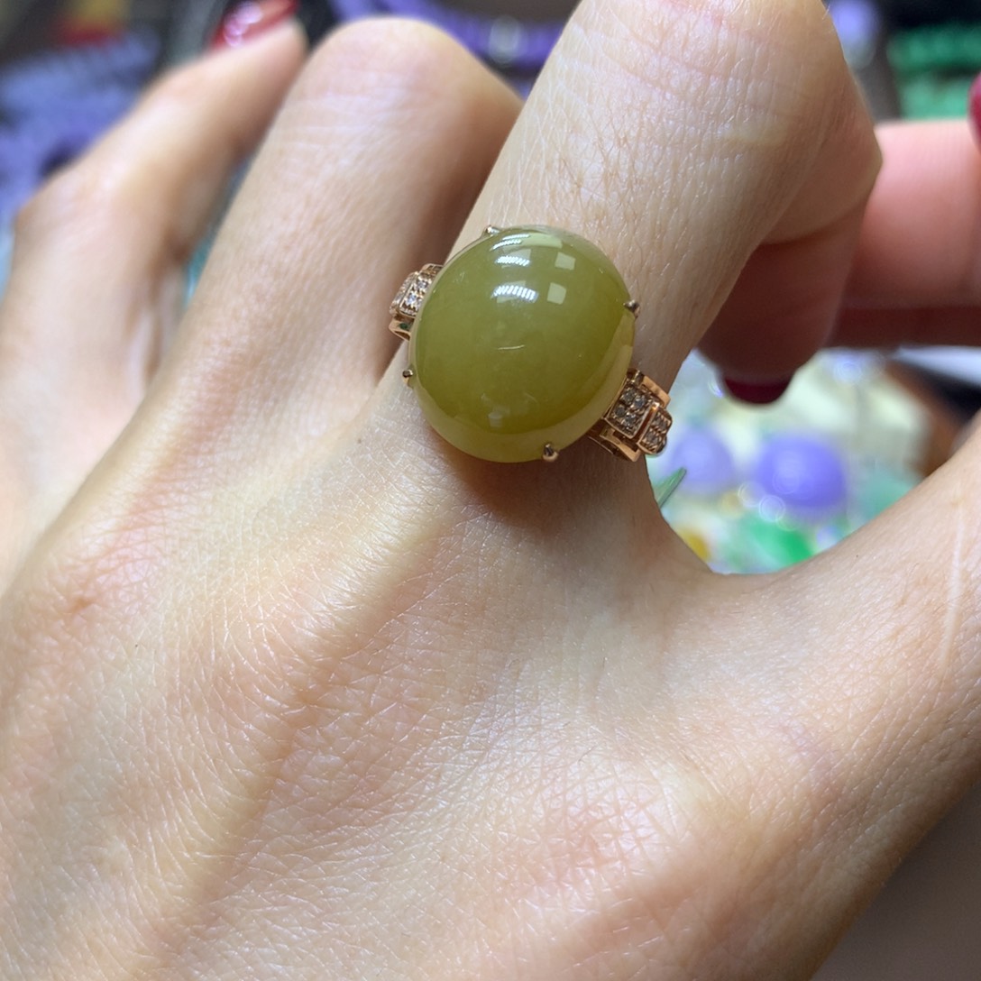 【闪购商品】翡翠颈饰18K金镶嵌翡翠