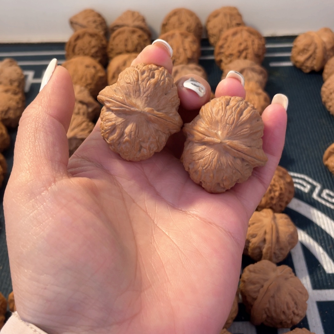 文玩核桃吊坠元宝41