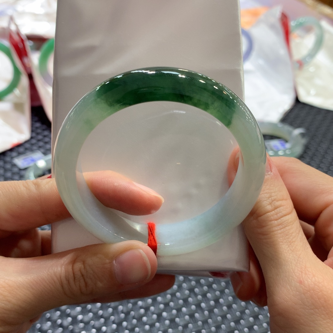 翡翠未镶嵌手镯闪购 6